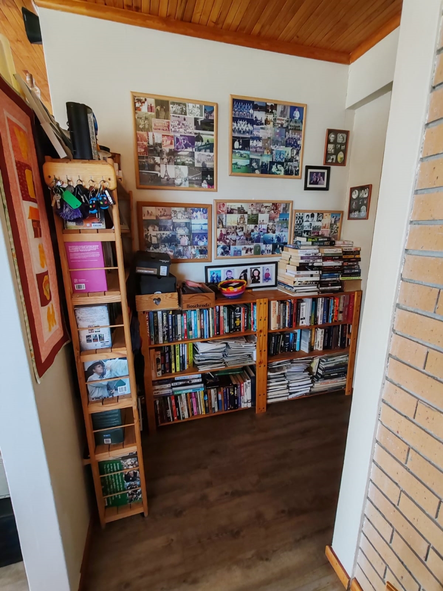 3 Bedroom Property for Sale in Perlemoenbaai Western Cape
